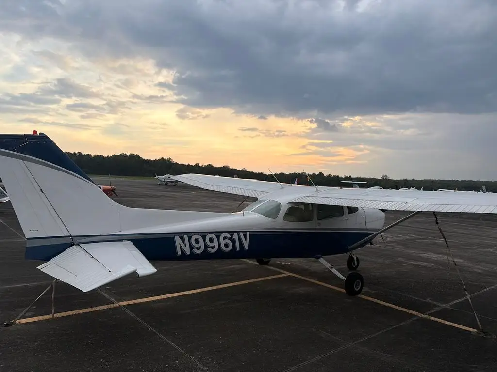 Cessna 172M N9961V, the Solid Ground Aviation training aircraft